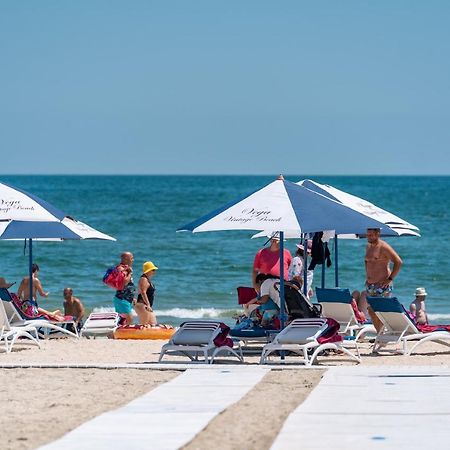 Moonlight Mamaia Apartments מראה חיצוני תמונה