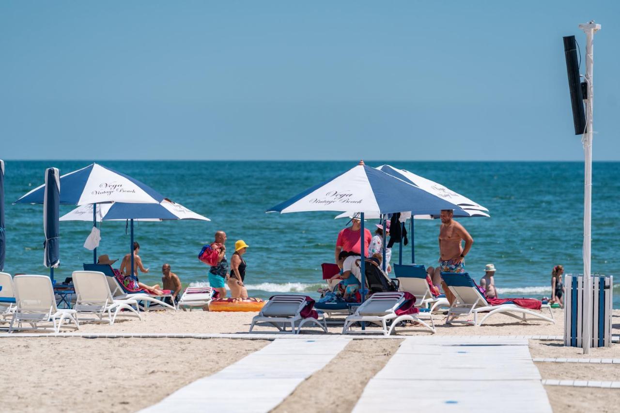 Moonlight Mamaia Apartments מראה חיצוני תמונה