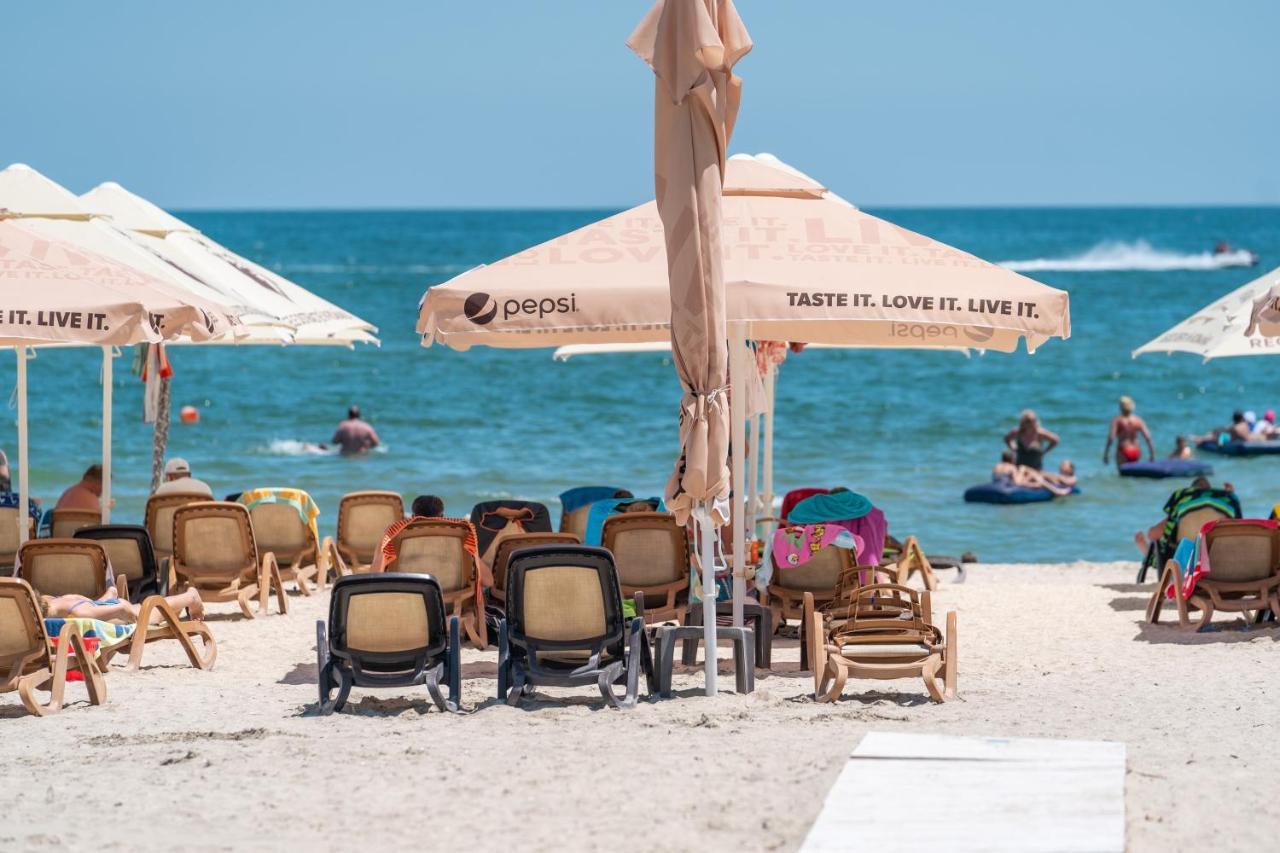 Moonlight Mamaia Apartments מראה חיצוני תמונה