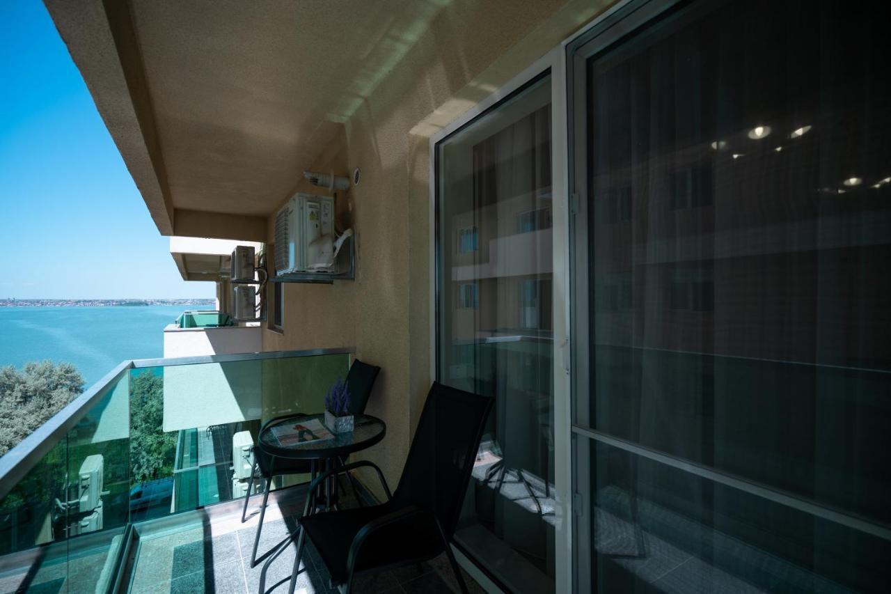 Moonlight Mamaia Apartments מראה חיצוני תמונה