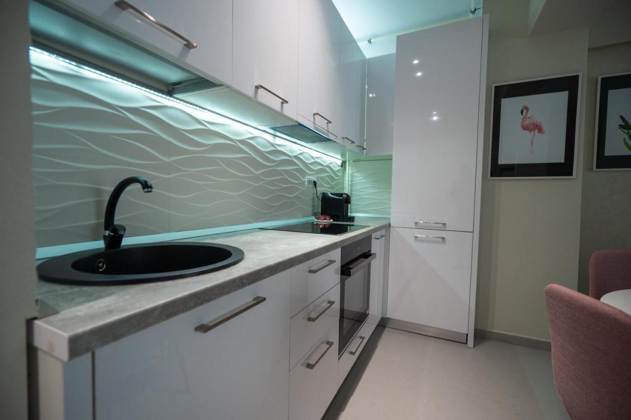 Moonlight Mamaia Apartments מראה חיצוני תמונה