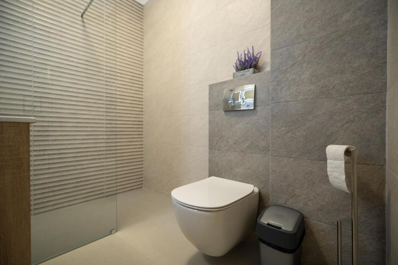 Moonlight Mamaia Apartments מראה חיצוני תמונה